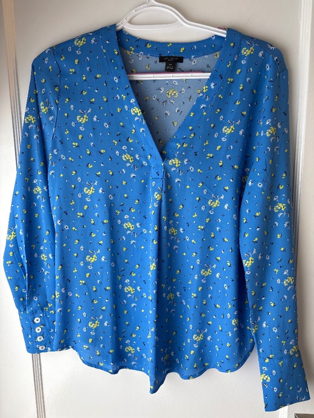 Ann Taylor Mixed Media Floral Top, Blue with White/Yellow, Sz XSP, EUC
